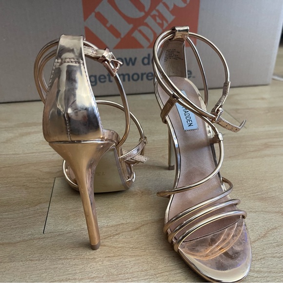 Steve Madden rose gold strappy heels - Picture 2 of 4